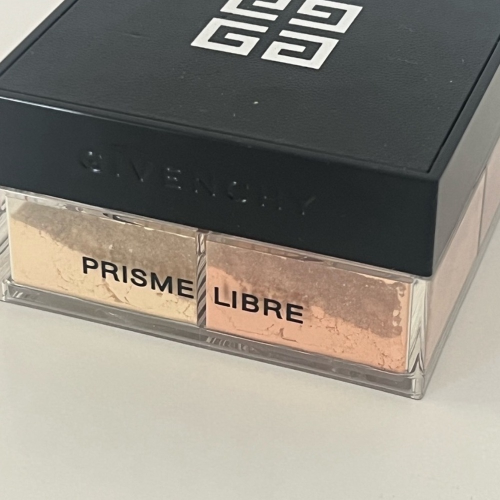 Givenchy Prime Libre #5 powder. Original formula